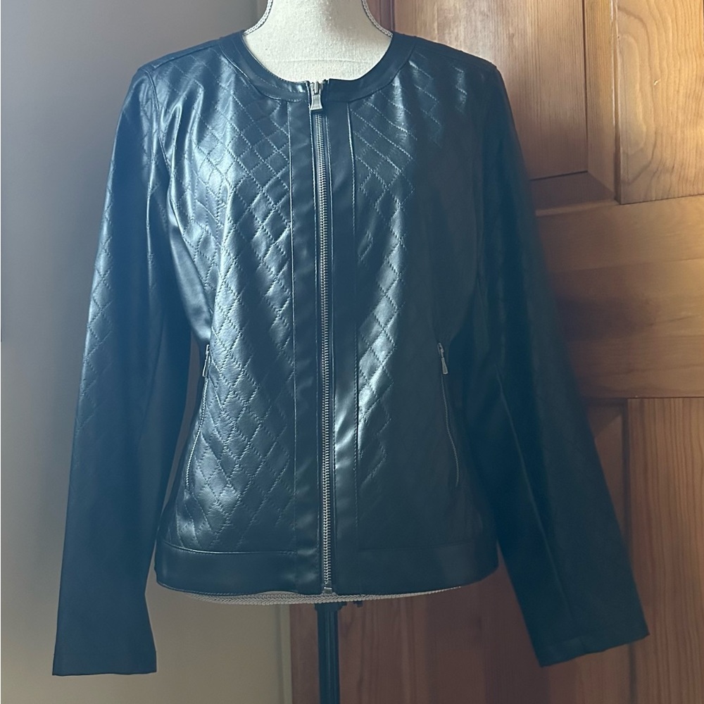 Beautiful Leather Jacket! 🖤